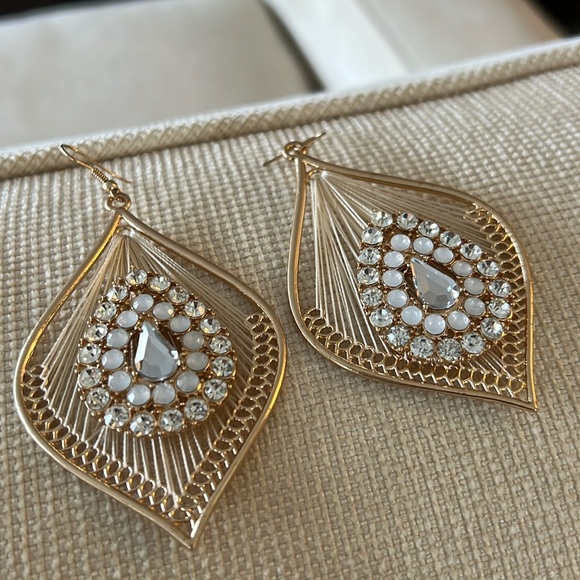 RHINESTONES EARRINGS SENSITIVE - Picture 1 of 3